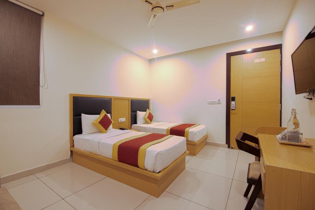 Hotel Del Inn By F9 Hotels - Near Igi Airport New Delhi Bagian luar foto