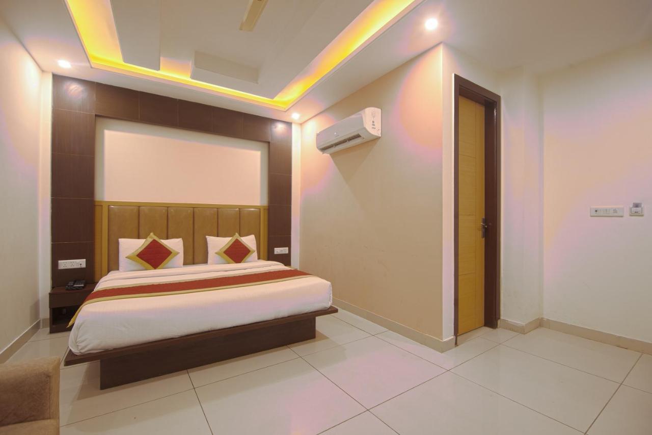 Hotel Del Inn By F9 Hotels - Near Igi Airport New Delhi Bagian luar foto