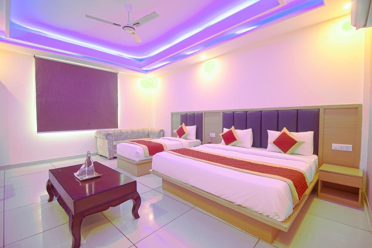 Hotel Del Inn By F9 Hotels - Near Igi Airport New Delhi Bagian luar foto